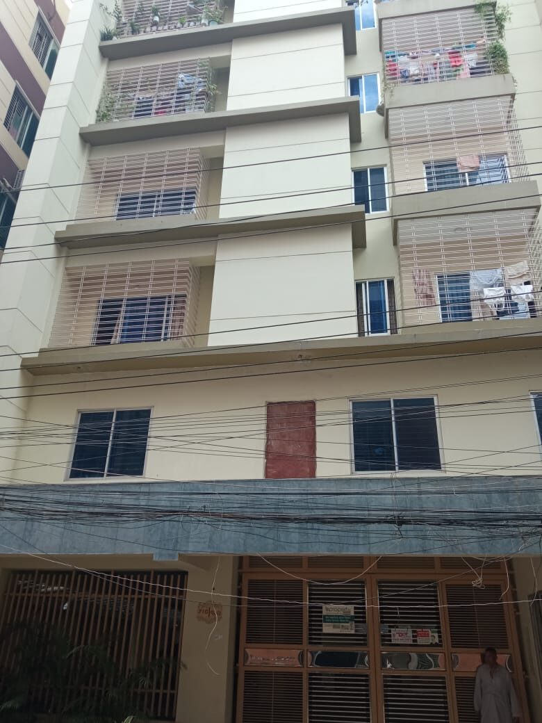 1270 Sft Used Flat For Sale at Adabor,Mohammadpur, Dhaka